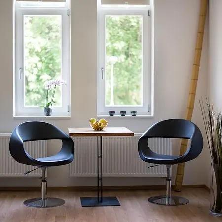 Apartment Thai World Spilberk Ii